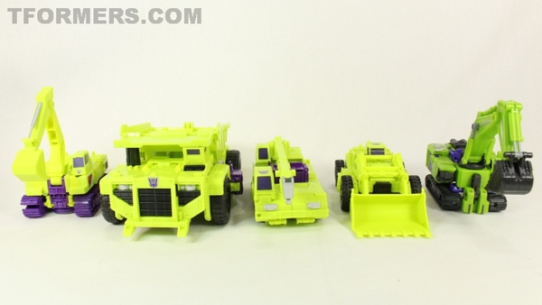 Transformers Titan Devastator Combiner Wars Hasbro Edition  (106 of 110)